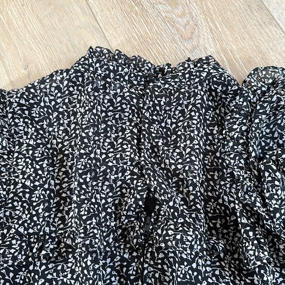 Black dress casual - Picture 4 of 4